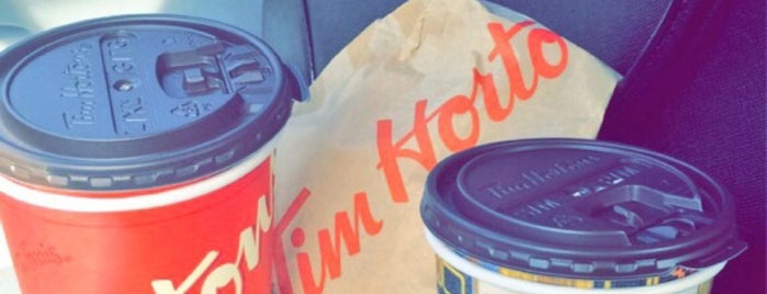 Tim Hortons is one of Orte, die Nadia gefallen.