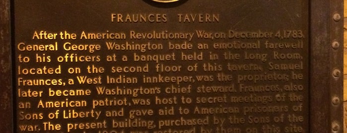 Fraunces Tavern is one of สถานที่ที่ Nadia ถูกใจ.