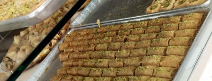 Baklawa King is one of Nadia’s Liked Places.