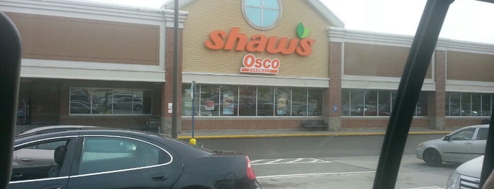 Shaw's is one of Tempat yang Disukai Joe.