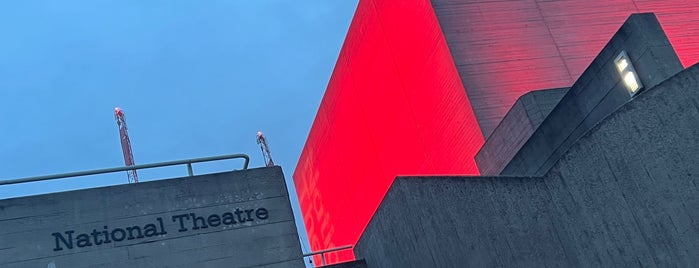 Lyttelton Theatre is one of สถานที่ที่ Nicole ถูกใจ.