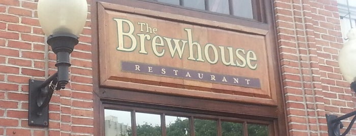 The Brewhouse is one of Locais curtidos por Tani.