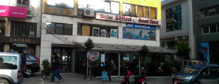 Meşhur Köfteci Sami Usta is one of İstanbul Avrupa / Lezzet Noktaları.