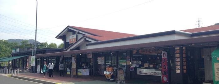 ファミリーマート is one of สถานที่ที่ Shigeo ถูกใจ.