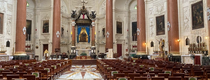 Basilica of Our Lady of Mount Carmel is one of Tempat yang Disukai Сергей.