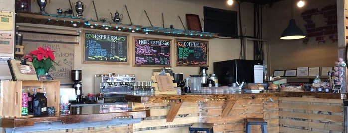 Palate Coffee Brewery is one of Lieux qui ont plu à Theo.