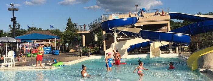 DOLPHIN COVE FAMILY AQUATIC CENTER is one of Water Parks To Visit This Summer.