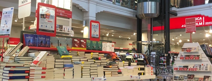 Mondadori Multicenter is one of Librerie.