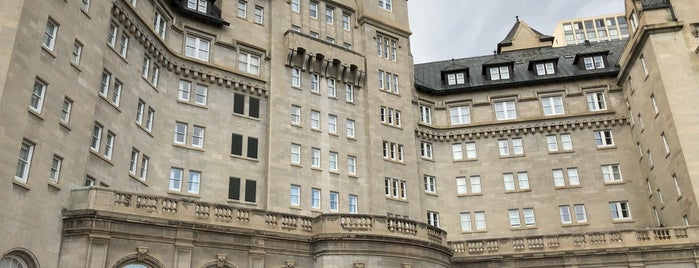 Fairmont Hotel Macdonald is one of Joseさんのお気に入りスポット.