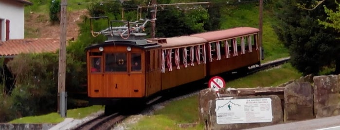 Train de la Rhune (aller) is one of Locais curtidos por Jacques.