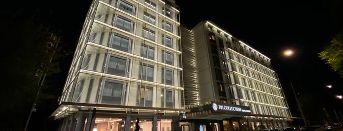 Hotel NH Collection Roma Centro is one of Tempat yang Disukai Nikos.