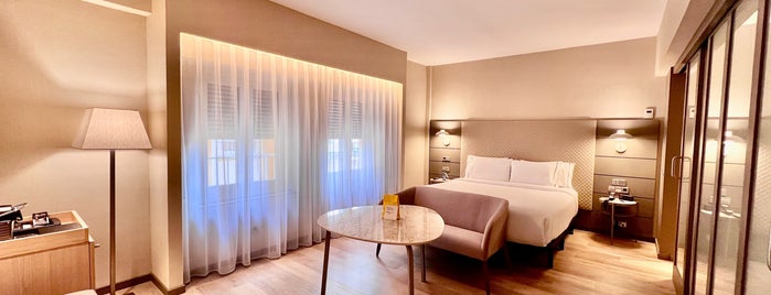AC Hotel by Marriott Carlton Madrid is one of Hoteles Madrid.