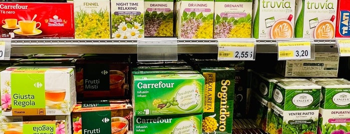 Carrefour Express is one of Naples.