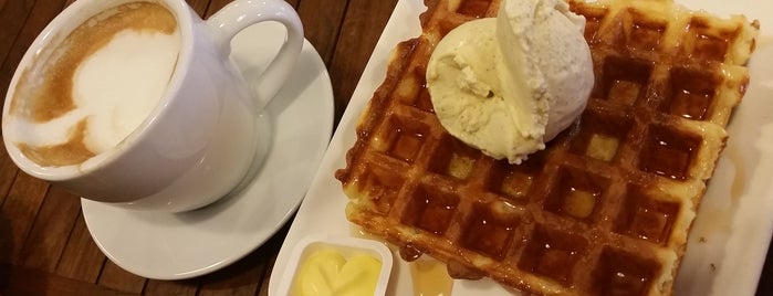 The Honey Hearts Cafe and Hive is one of << Cafes To Try >>.
