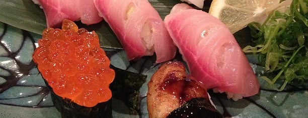 Blue Fin Sushi is one of Siuwai : понравившиеся места.
