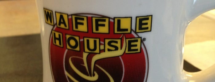 Waffle House is one of Tempat yang Disukai Terri.
