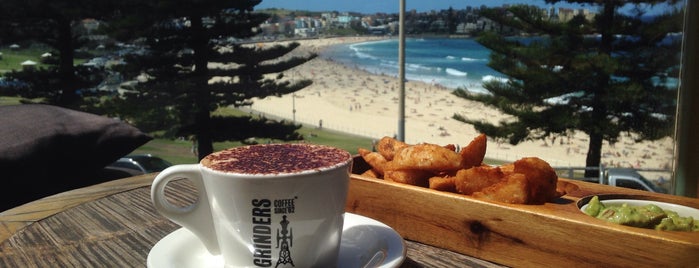 Bondi Social Restaurant and Bar is one of Sydney - Bondi Beach.