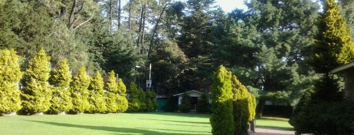 Estancia Bariloche is one of Lugares favoritos de Pablo.