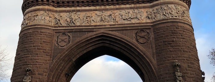 Soldiers and Sailors Memorial Arch is one of Connecticut.