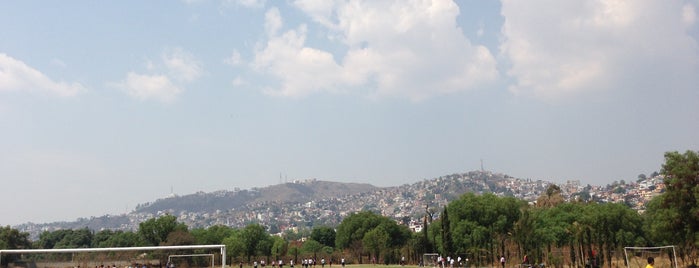 Estadio is one of Lieux qui ont plu à Chío.