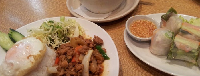 Rak Thai is one of Yuzukiさんの保存済みスポット.