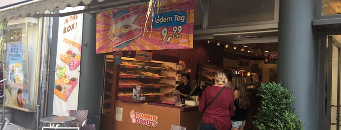 Dunkin' Donuts is one of N.: сохраненные места.