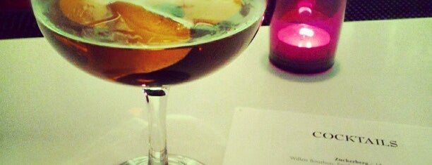 LUXE Modern Wine & Cocktails is one of Posti che sono piaciuti a Ines.
