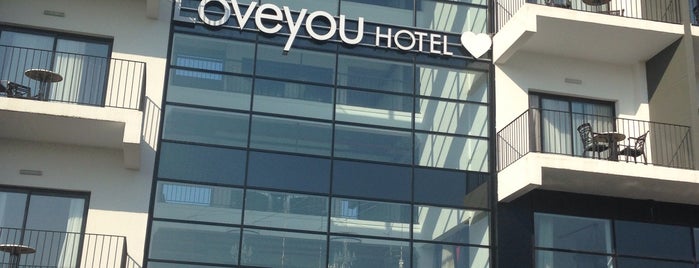Loveyou Hotel is one of Tempat yang Disukai Hüseyin.