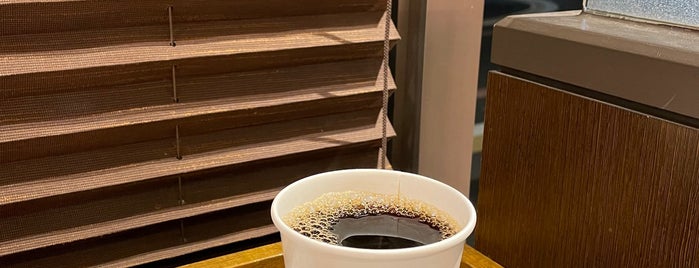 Starbucks is one of 京都・大阪の電源の使えるお店・場所（未確認情報含む・ご利用は自己責任でお願い）.