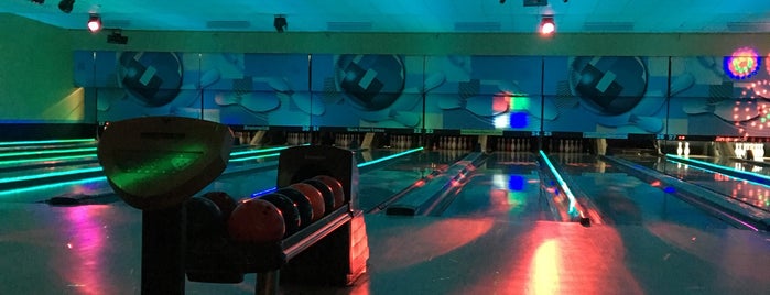 Holiday Bowl is one of Fun things to do in Connecticut.