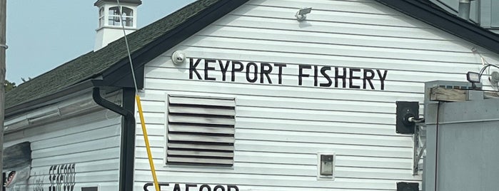 Keyport Fishery is one of Places to go to.