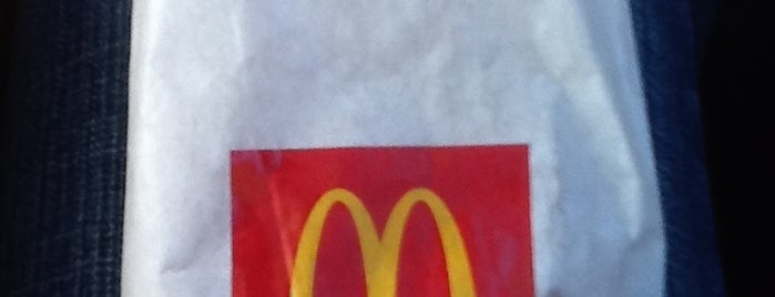 McDonald's is one of Eat Makan 吃.