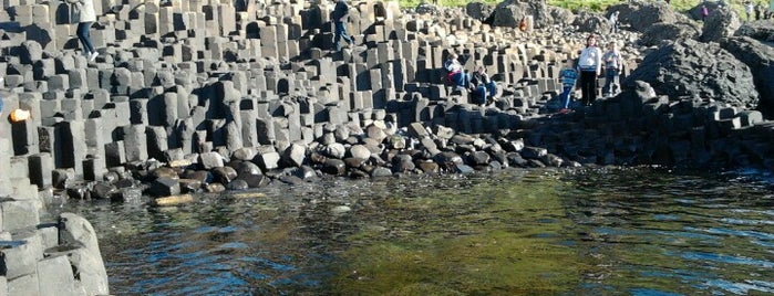 Giant's Causeway is one of Places to Go.