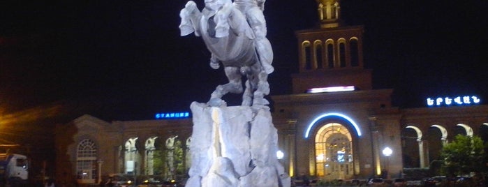 Sasuntsi David Statue is one of Yerevan Monuments, Sculptures.