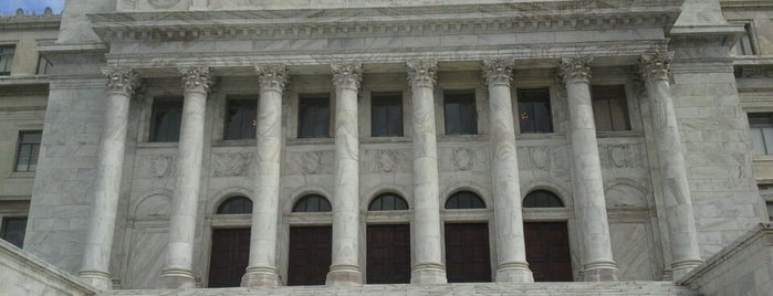 El Capitolio De Puerto Rico is one of Puerto Rico Adventure.