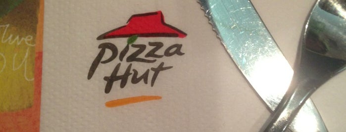 Pizza Hut is one of Lugares que curto.