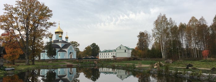 Никандрова Пустынь is one of Монастыри Псковской области.