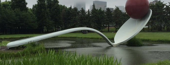 Minneapolis Sculpture Garden is one of Gespeicherte Orte von Nichole.
