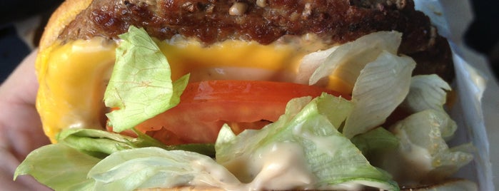 Burger King is one of Jantar em barão.