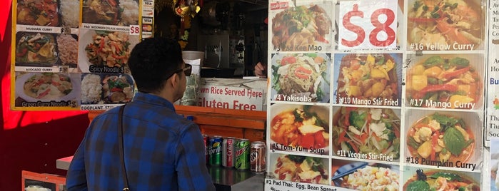 E-San Thai Food Cart is one of Cascadia.