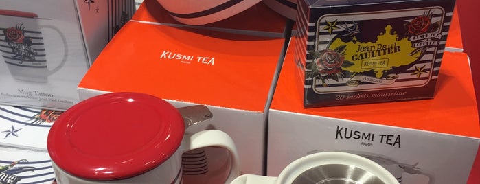 Kusmi Tea is one of C.C Aéroville.