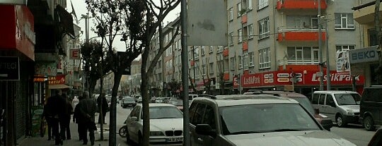 Çeşme Meydanı is one of สถานที่ที่ Erkan Uğur ถูกใจ.