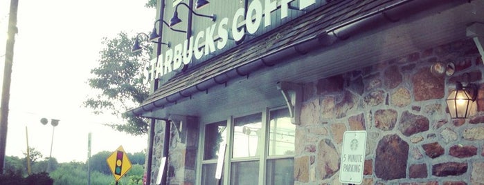 Starbucks is one of Lugares favoritos de Brett.