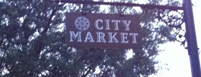 City Market Savannah is one of Savannah.