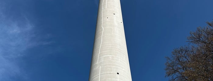 Torre de Televisión de Stuttgart is one of Sightseeing Stuttgart.