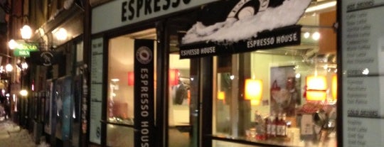 Espresso House is one of Locais curtidos por Alexi.
