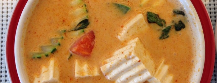Bhan Baitong Thai Cuisine is one of Martin D. : понравившиеся места.