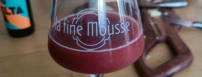 Maison Populaire is one of To Try - Elsewhere9.
