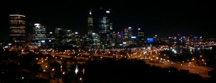 Kaarta Gar-Up Lookout is one of Perth.