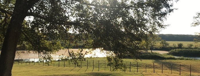 Old Bison Ranch is one of Locais curtidos por Rowdy.